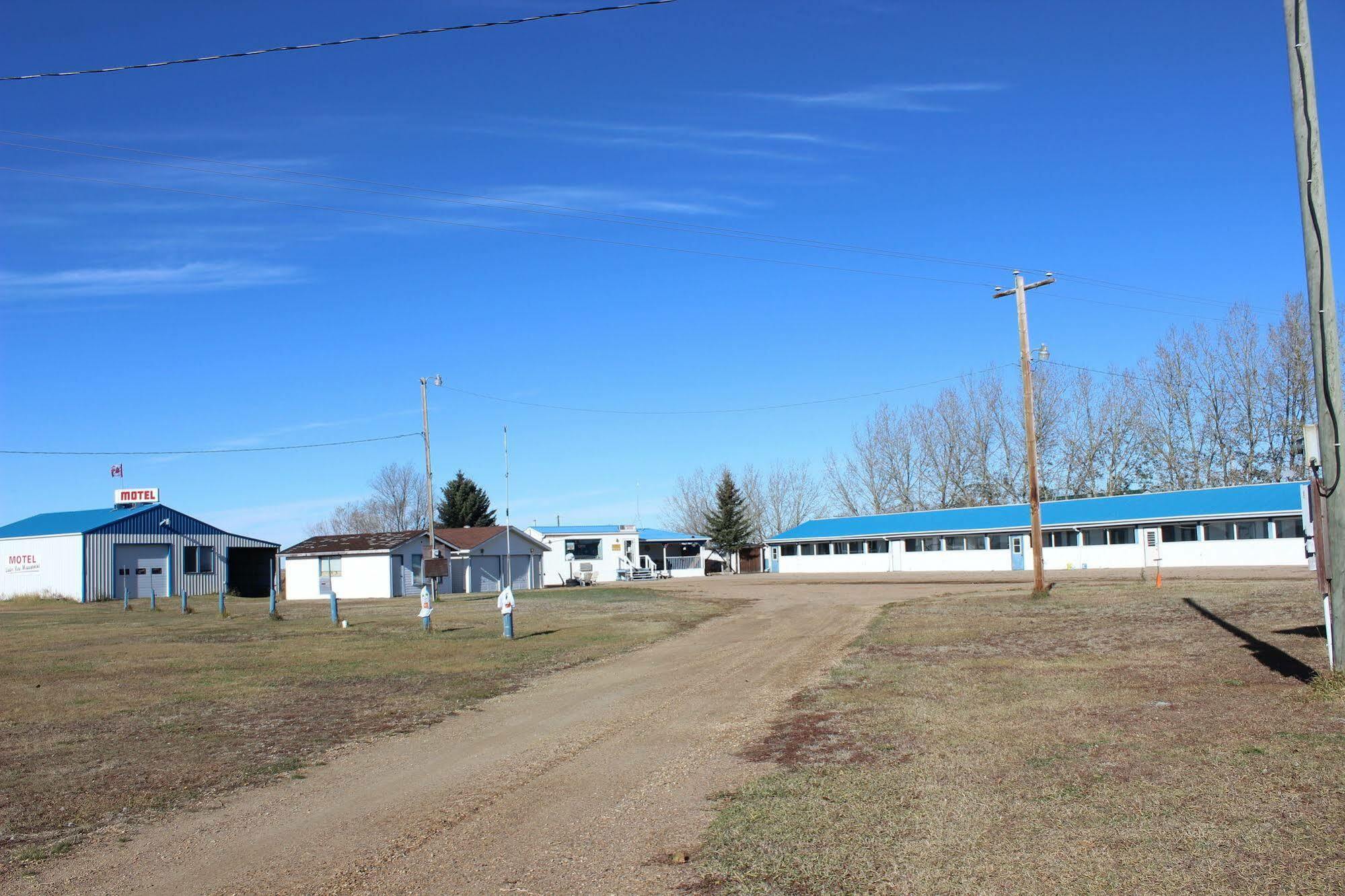 Raval Paradise Motel And Rv Park Youngstown Екстер'єр фото
